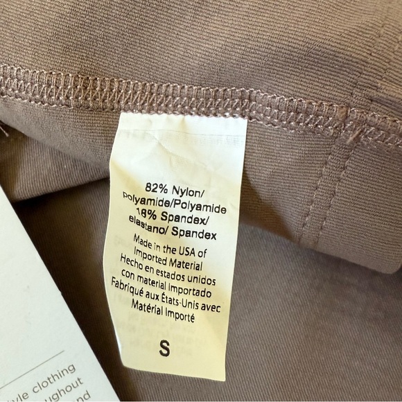 Beyond Yoga Recerback Crop Top Women Size S Athletic Performance Mocha Metallic - Picture 13 of 14